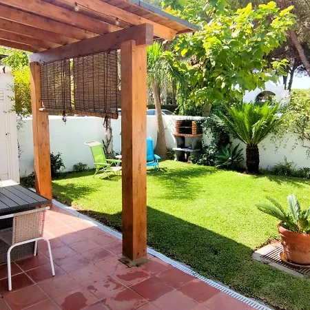 Apartment Con Jardin Y Piscina En Playa Estepona