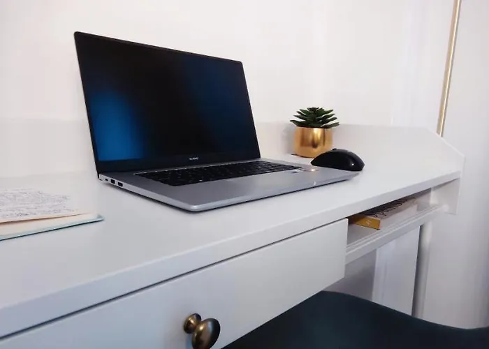 Con Jardin Y Piscina En Playa Lägenhet *